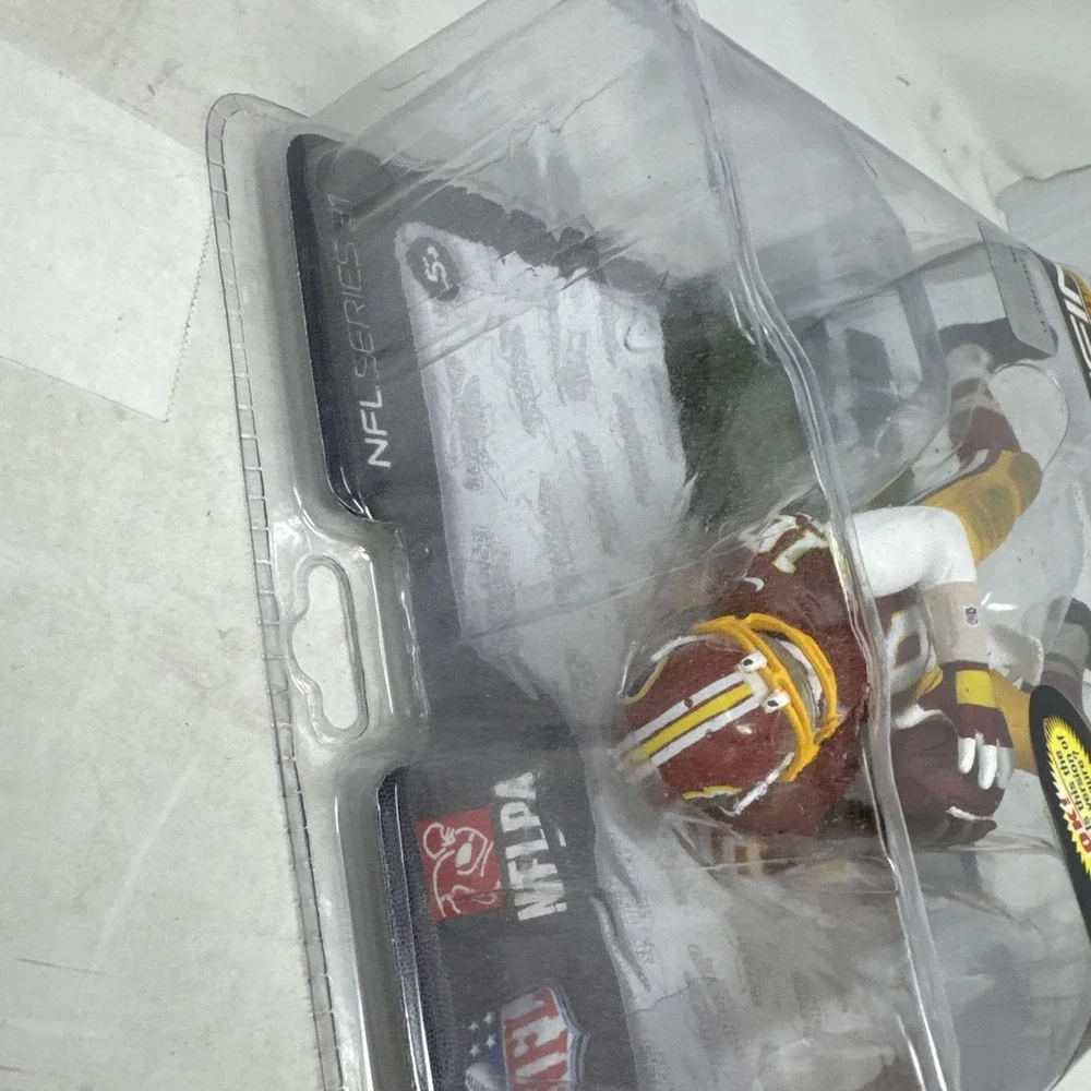 McFarlane Toys mcfarlane robert